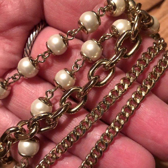 ANN TAYLOR 3-Layer Pearls & Gold Necklace Substantial & Classic Design NEW - Picture 5 of 13